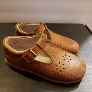 Floral T-strap hard sole shoes